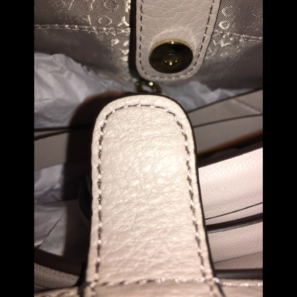 ⭐️⭐️⭐️⭐️4X ⭐️⭐️⭐️⭐️ NWT 💯% Authentic Kate Spade Small Rorie Tote - Picture 14 of 15